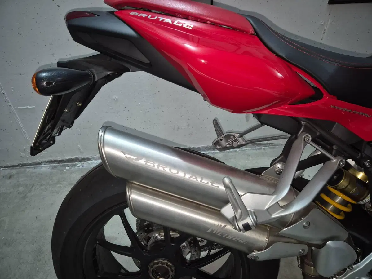 MV Agusta Brutale 910 S (2005 - 11) (3)