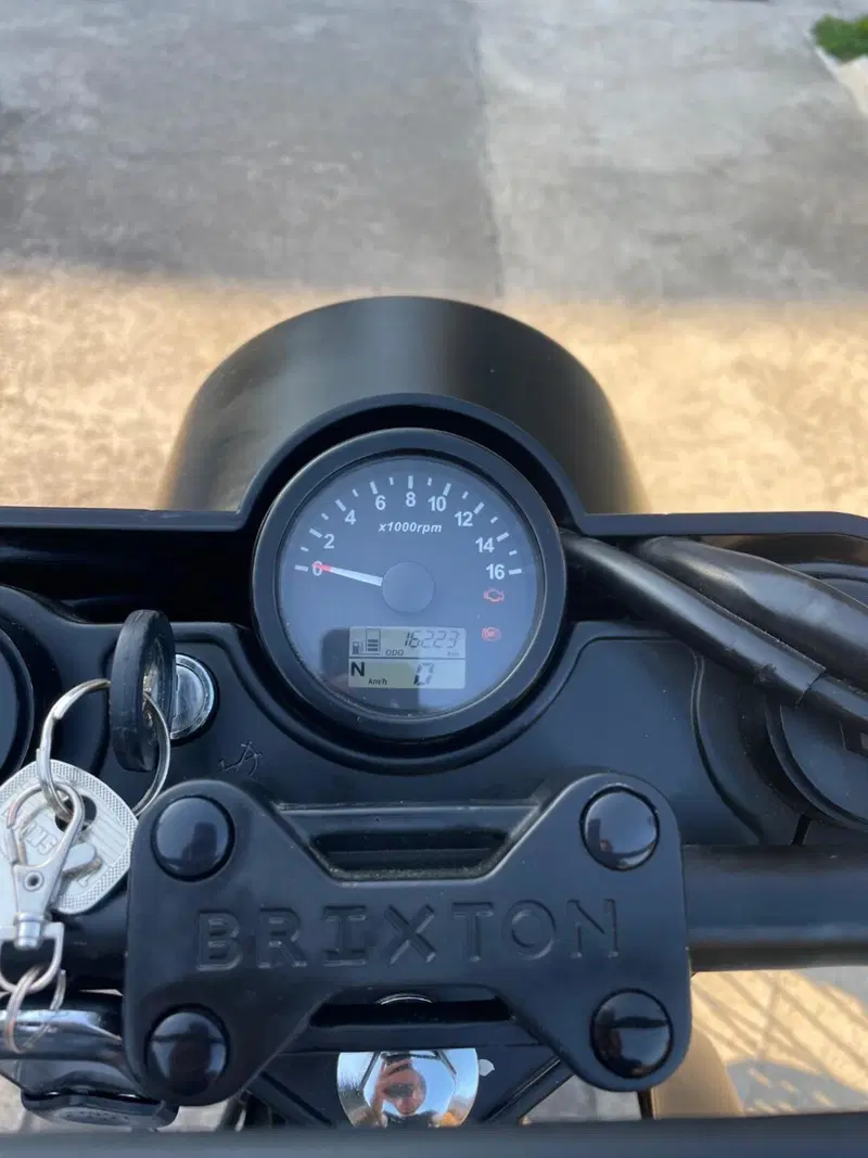 Brixton Motorcycles Glanville 250 X (2018 - 19) (6)