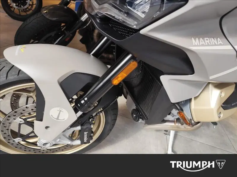 Moto Guzzi V100 Mandello Aviazione Navale (2023 - 24) (4)