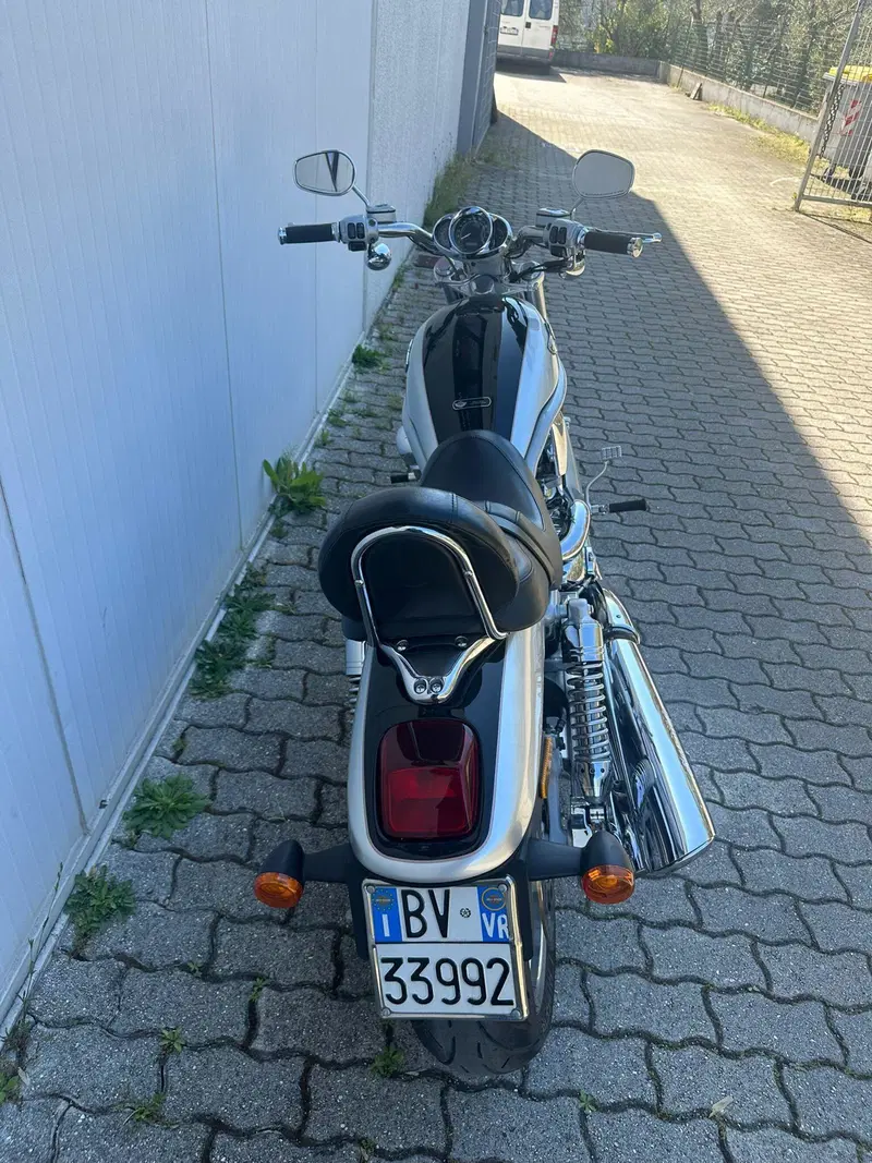 Harley-Davidson 1130 V-Rod (2002 - 05) - VRSCA (3)