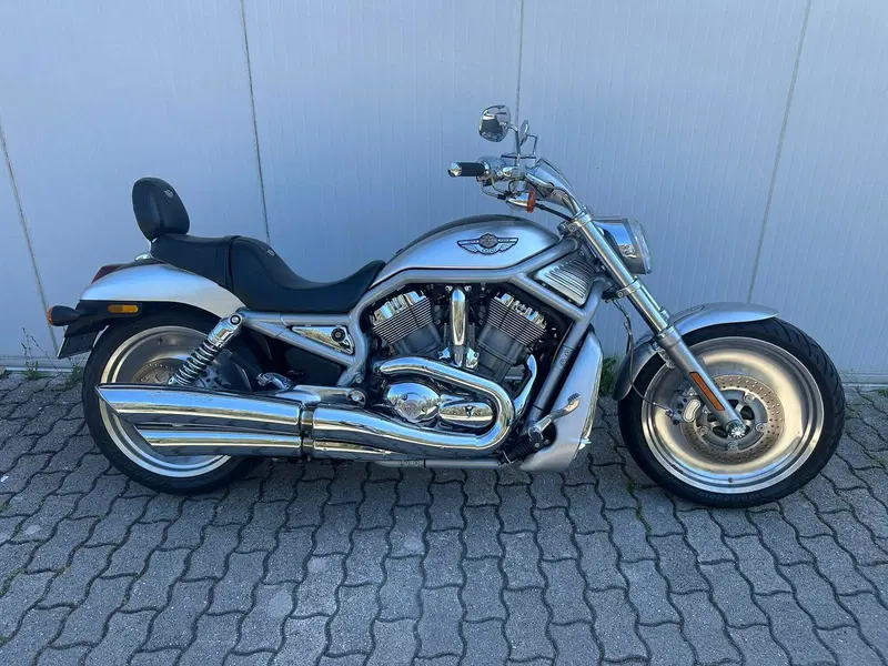 Harley-Davidson 1130 V-Rod (2002 - 05) - VRSCA (7)