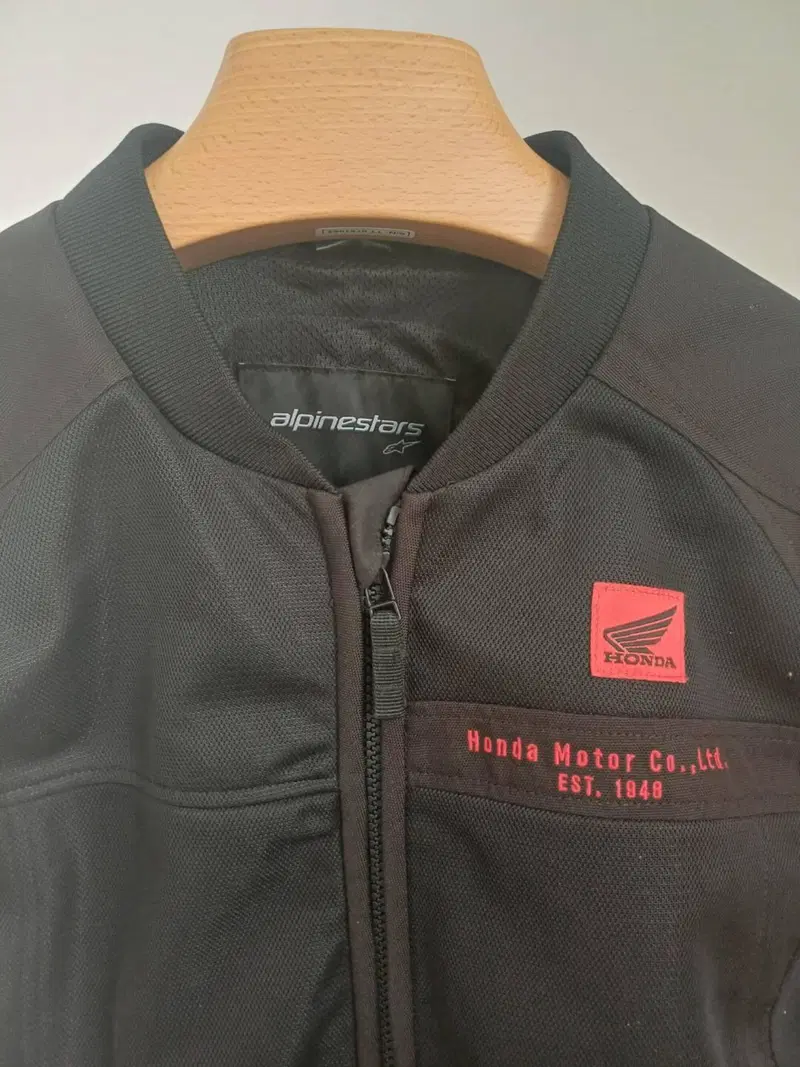 Giubbotto Alpinestars_Honda (4)