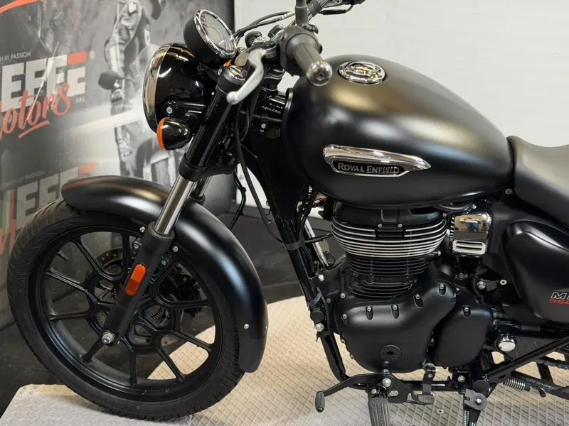 Royal Enfield Meteor 350 (2021 - 26) (8)