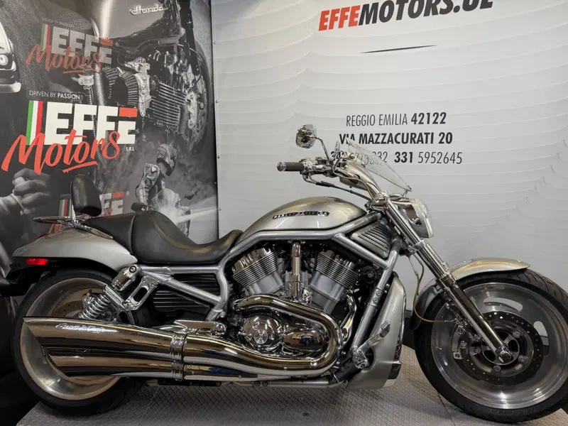 Harley-Davidson 1130 V-Rod (2007) - VRSCAW