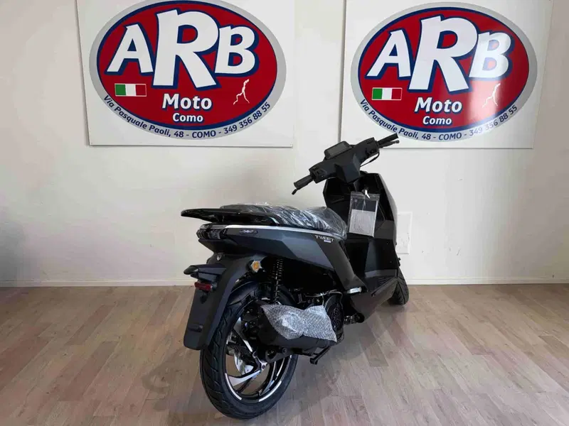 Peugeot Tweet 125 FL Active (2025 - 26) (6)