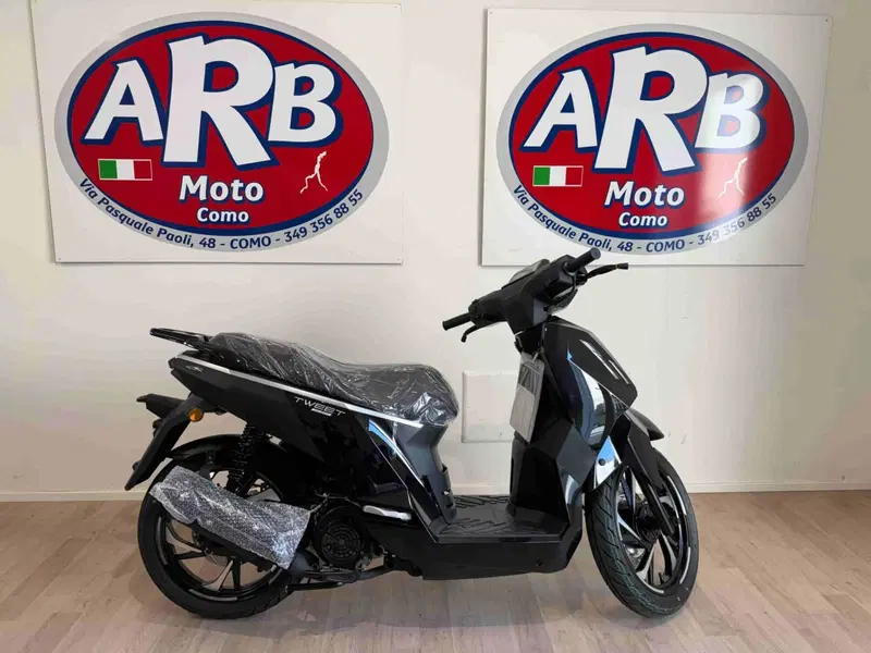 Peugeot Tweet 125 FL Active (2025 - 26) (2)
