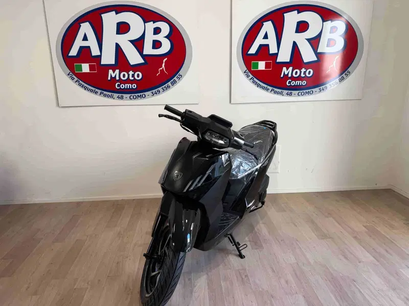 Peugeot Tweet 125 FL Active (2025 - 26) (4)