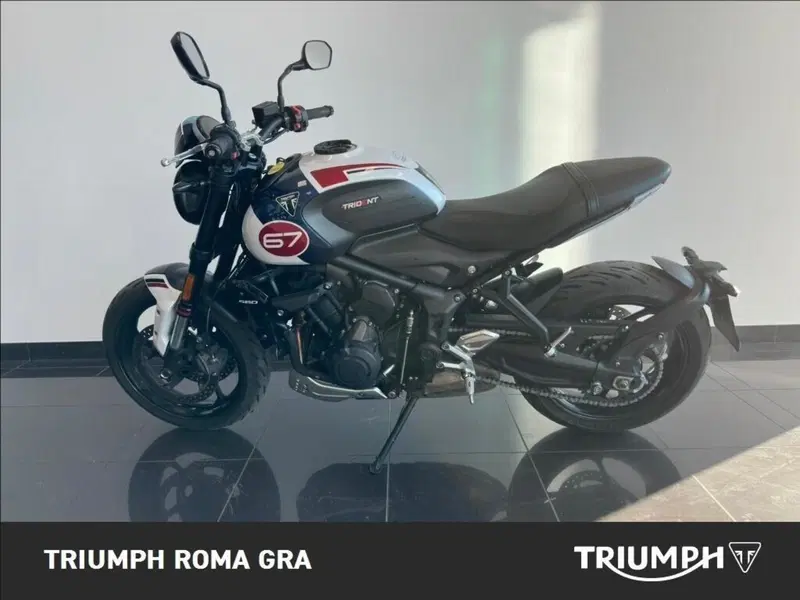 Triumph Trident 660 Triple Tribute Edition (2024) (3)