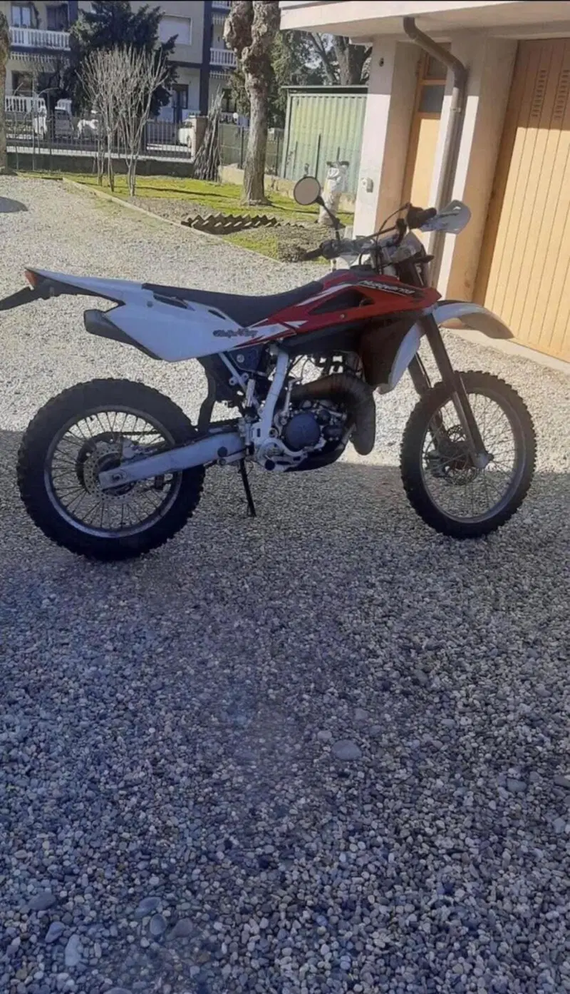 Husqvarna WR 125 (2012)