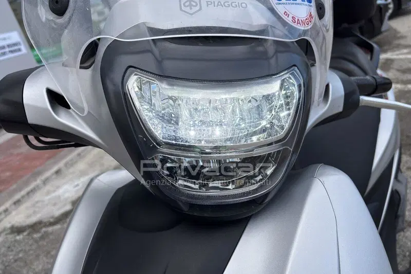 Piaggio Beverly 400 S ABS-ASR (2021 - 24) (10)