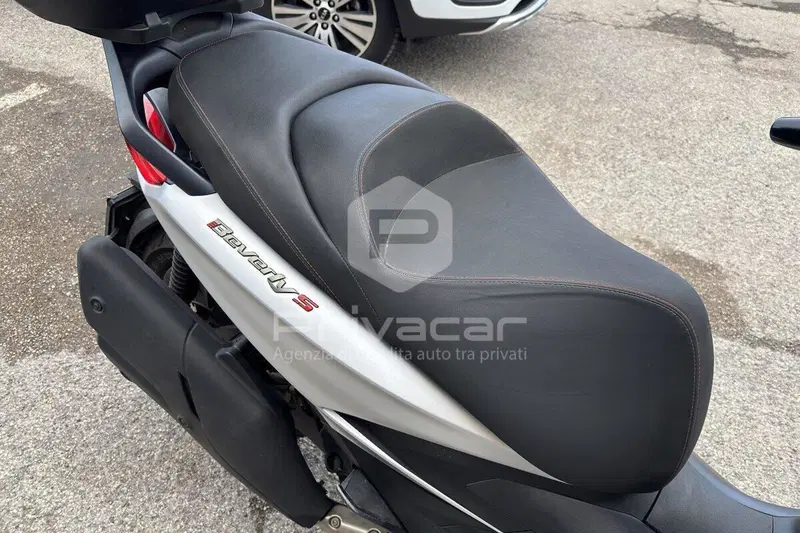 Piaggio Beverly 400 S ABS-ASR (2021 - 24) (13)