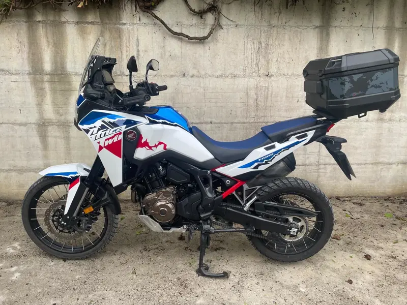 Honda Africa Twin CRF 1100L ES DCT (2024 - 26)