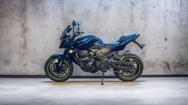 Kawasaki Z 750 (2007 - 14) (2)