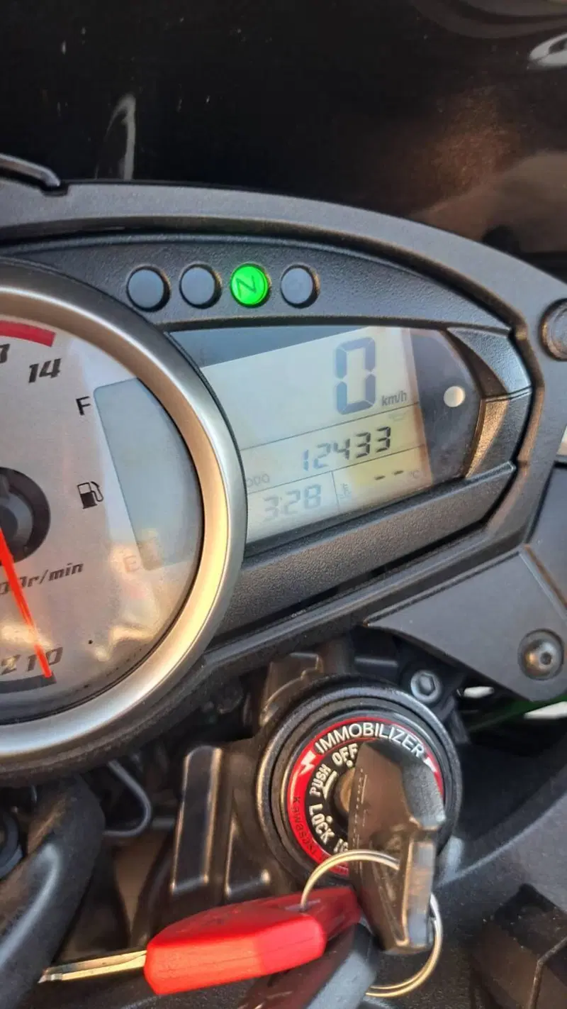 Kawasaki Z 750 (2007 - 14) (5)