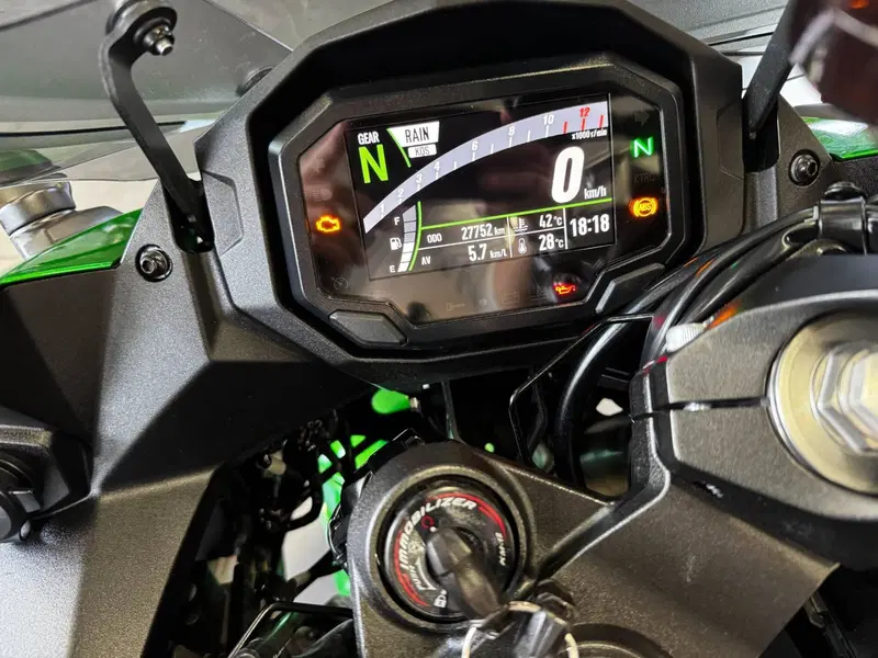 Kawasaki Ninja 1000 SX Tourer (2021 - 24) (7)