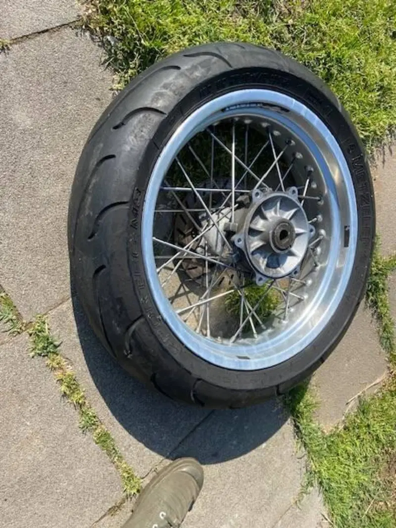 husqvarna 610 motard (6)