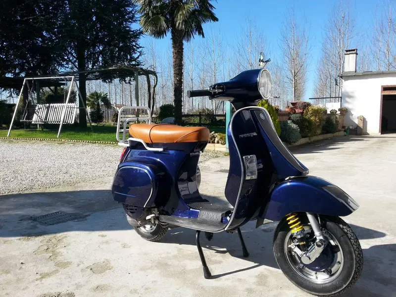 Piaggio Vespa HP 4 marce  (2)