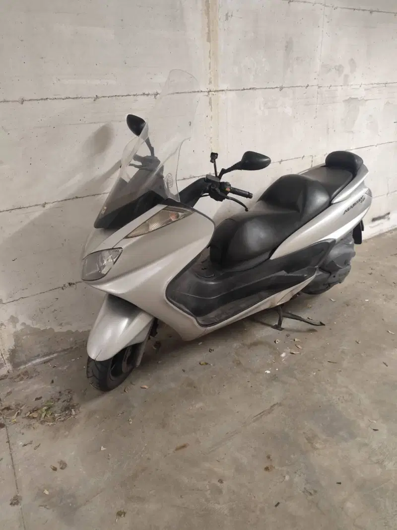 Yamaha Majesty 400 (2004 - 08)