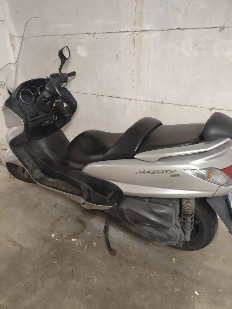 Yamaha Majesty 400 (2004 - 08) (3)