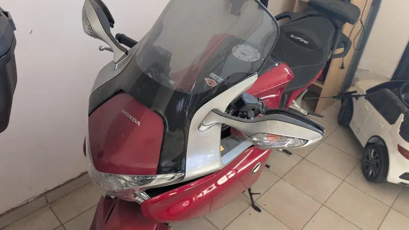 Honda VFR 1200 F ABS (2009 - 16) (2)