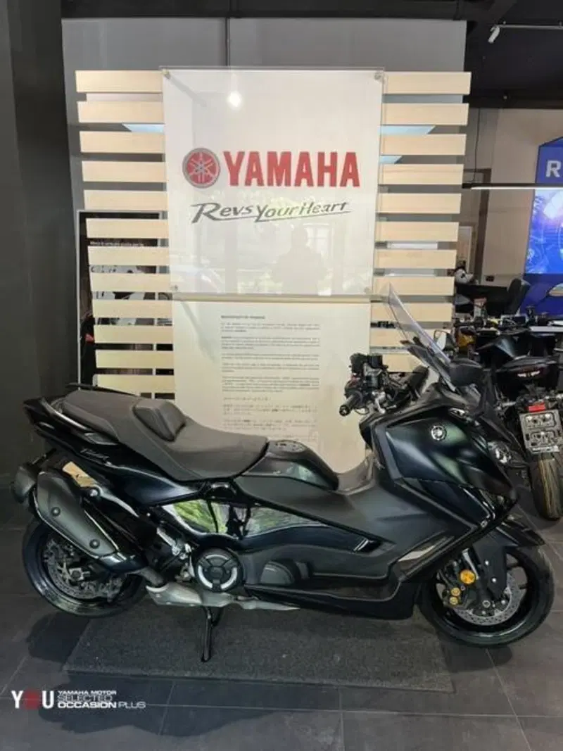 Yamaha T-Max 560 (2022 - 24)