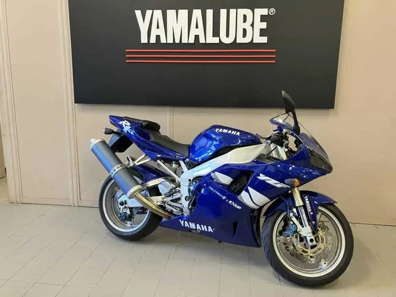 Yamaha YZF R1 (2000 - 01)