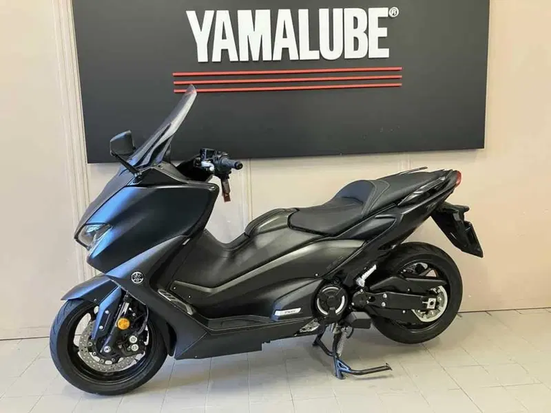 Yamaha T-Max 560 (2020 - 21) (3)