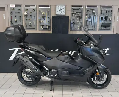 Yamaha T-Max 560 (2022 - 24) usata
