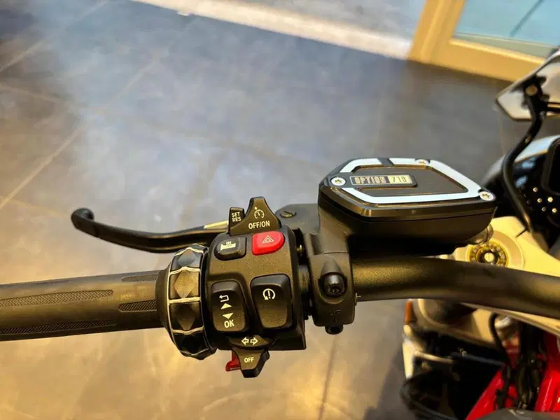 Bmw R 12 nineT (2023 - 26) (8)