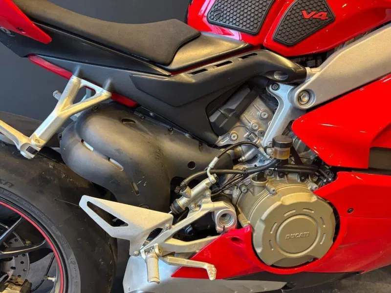 Ducati Panigale V4 S 1100 (2018 - 19) (11)