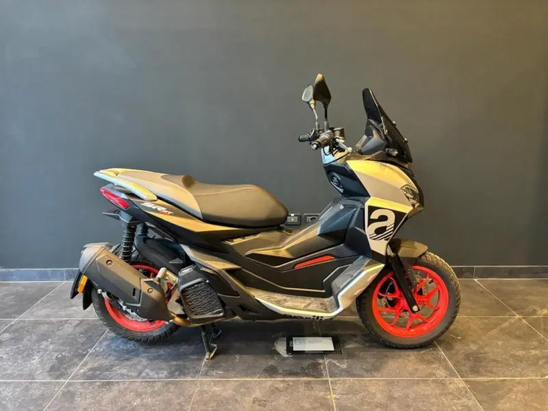 Aprilia SR GT 200 Sport (2022 - 24) (4)