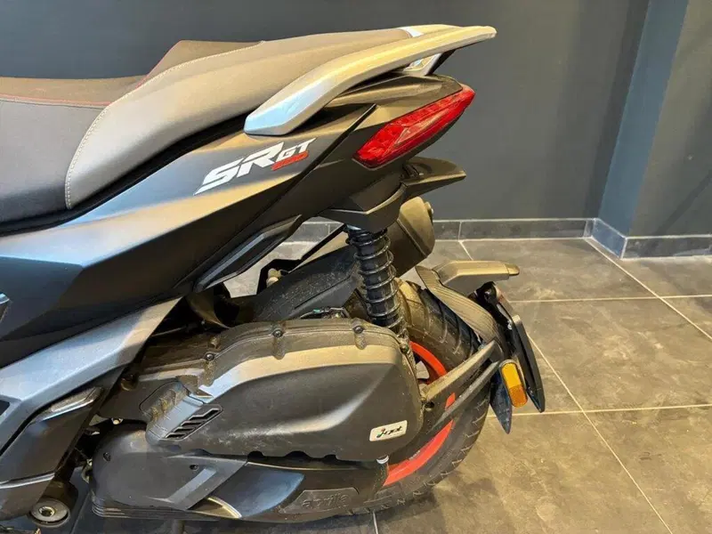 Aprilia SR GT 200 Sport (2022 - 24) (10)