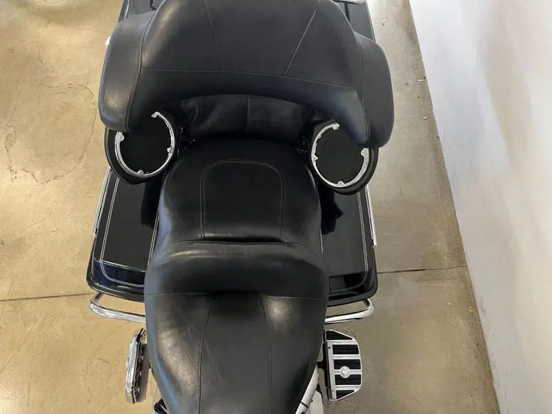 Harley-Davidson 1584 Electra Glide Ultra Classic (2007) - FLHTCU (10)