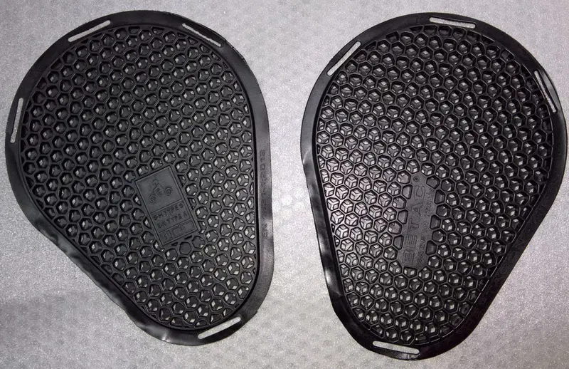 Coppia protezioni fianchi Betac HEPTAGON-AIR S Ner Befast