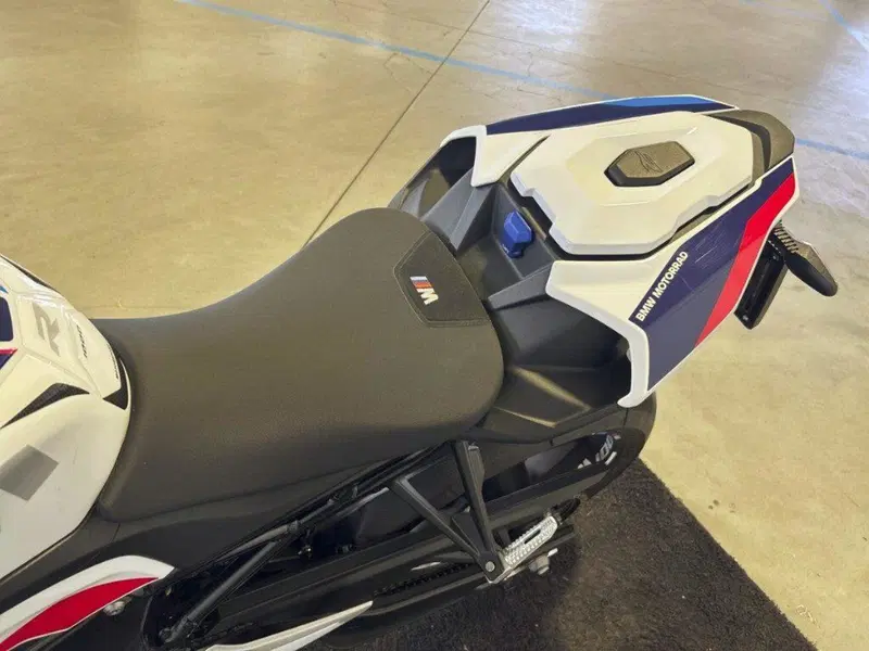 Bmw M 1000 R (2025 - 26) (5)
