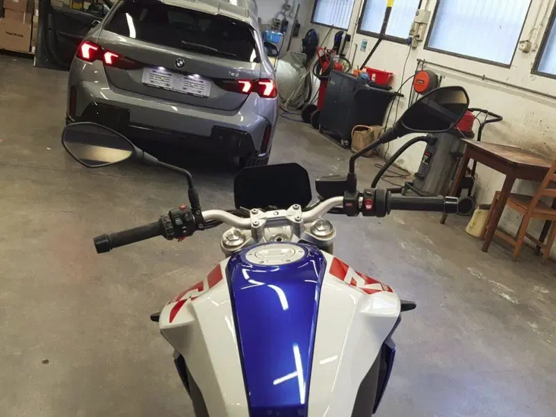 Bmw F 900 R (2025 - 26) (9)