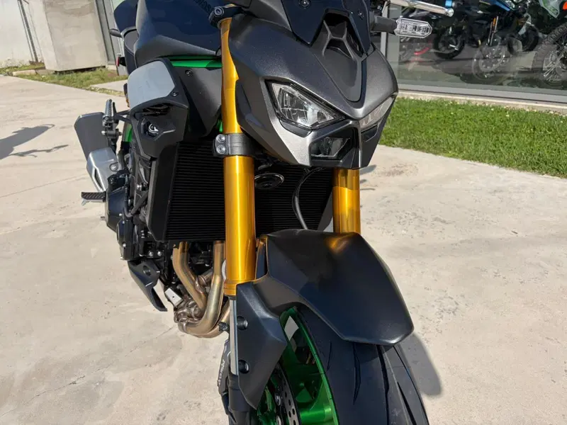 Kawasaki Z 900 SE (2025 - 26) (3)