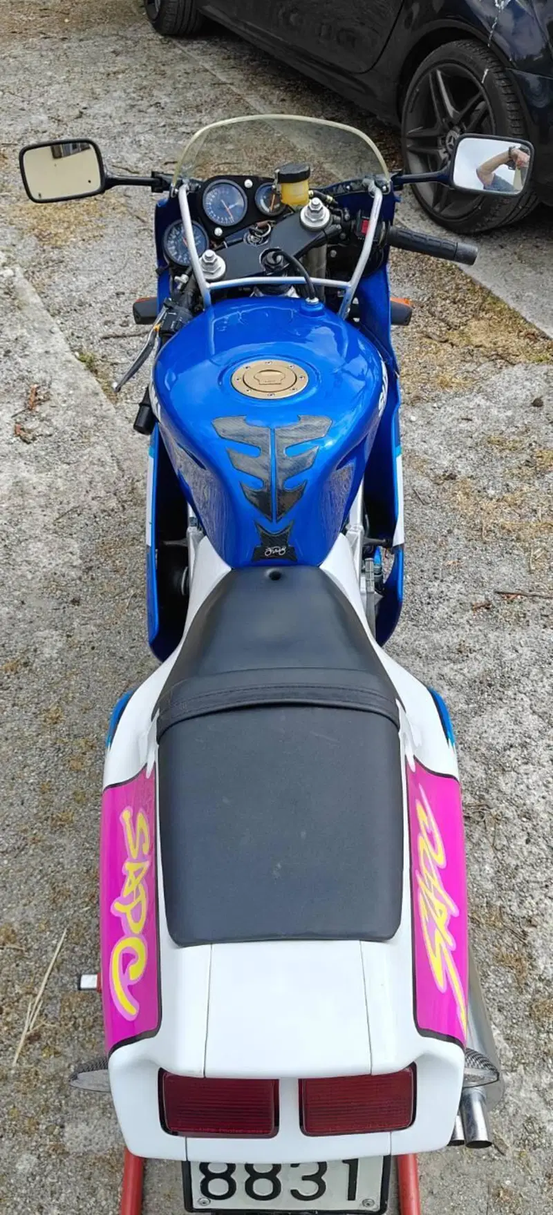 Suzuki RGV250 Gamma (3)