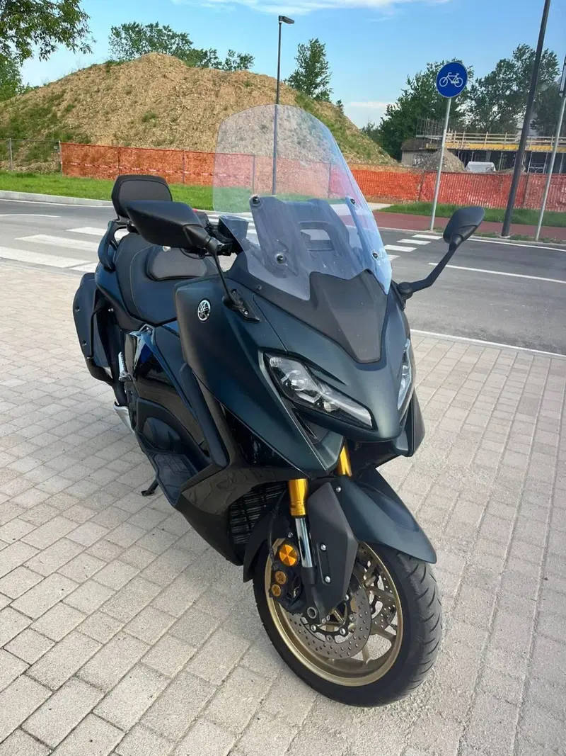 Yamaha T-Max 560 Tech Max (2022 - 24) (5)