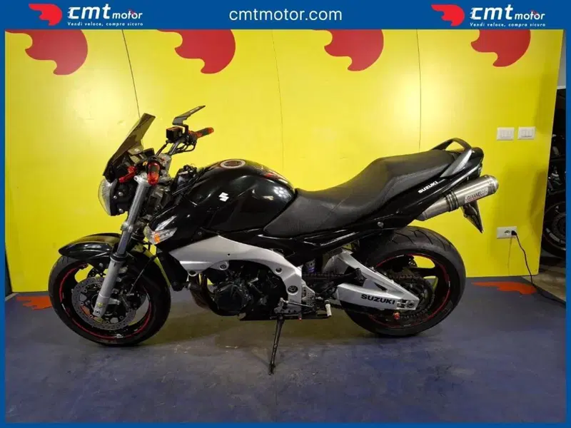 Suzuki GSR 600 (2006 - 11) (2)