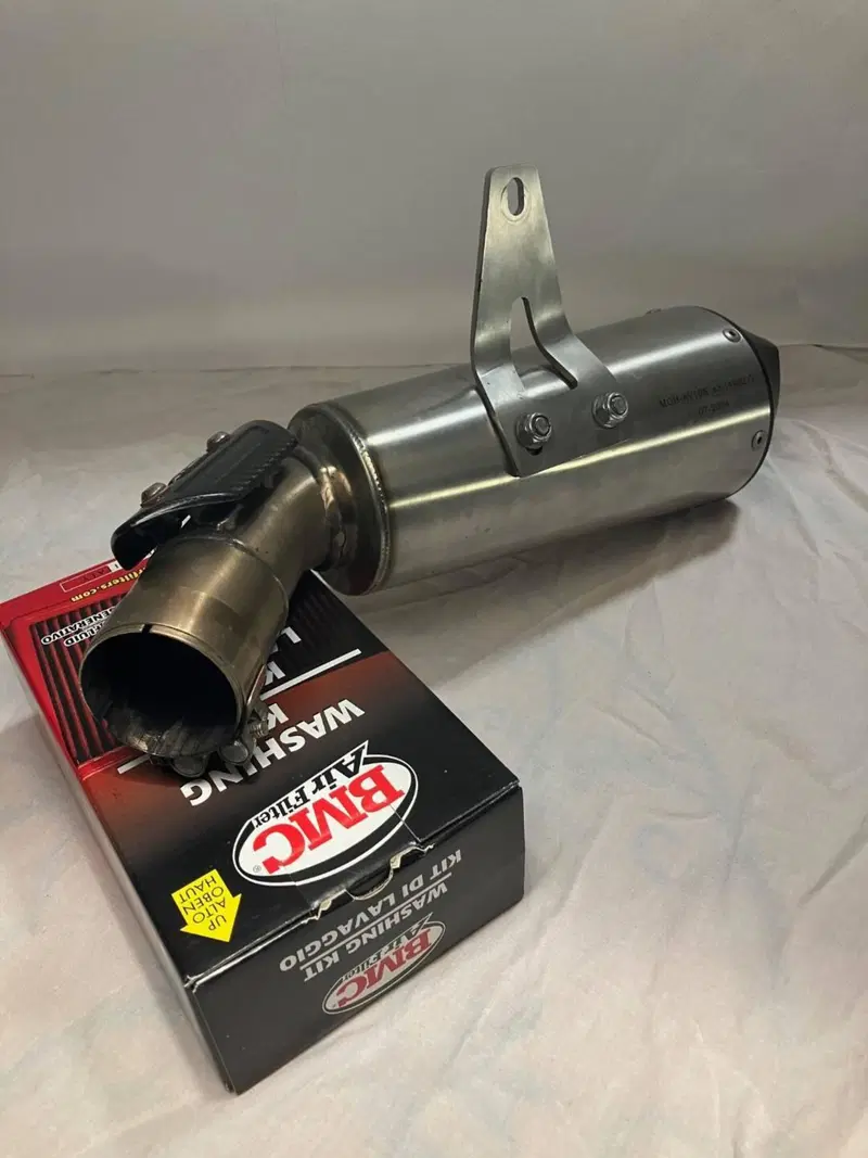 Scarico Mistral e filtro BMC per Guzzi Mandello v1 (2)