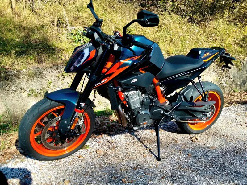 KTM 890 Duke R (2022 - 23) (4)