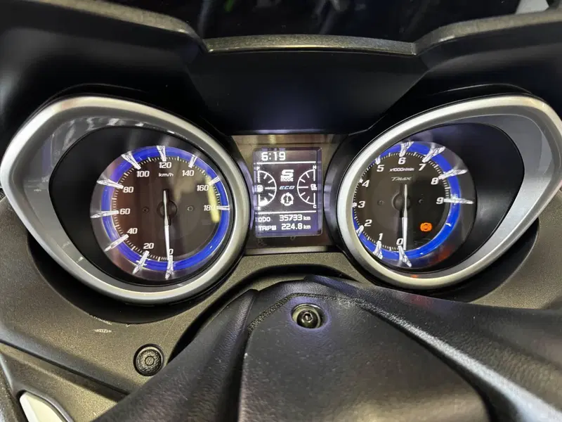 Yamaha T-Max 530 SX (2017 - 19) (7)