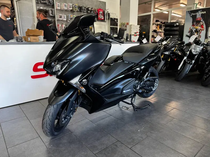Yamaha T-Max 530 SX (2017 - 19) (2)