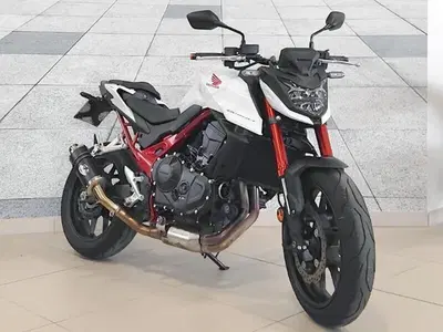 Honda CB 750 Hornet (2025) usata