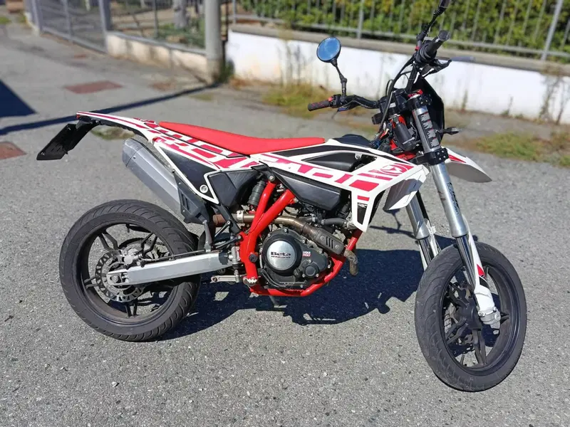 Betamotor Motard 4.0 M4 (2011 - 16) (4)