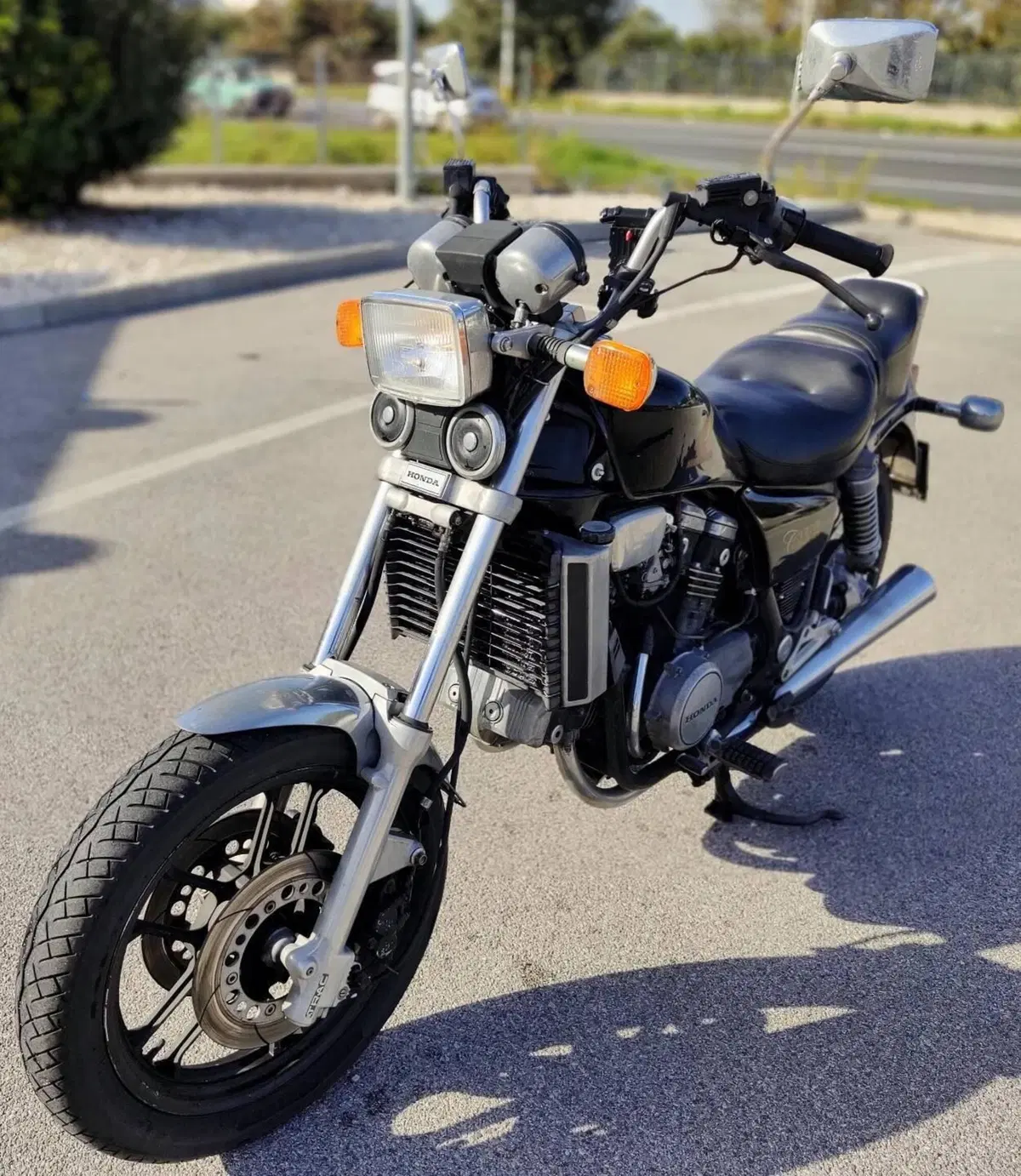 Honda VF 750 C (2)