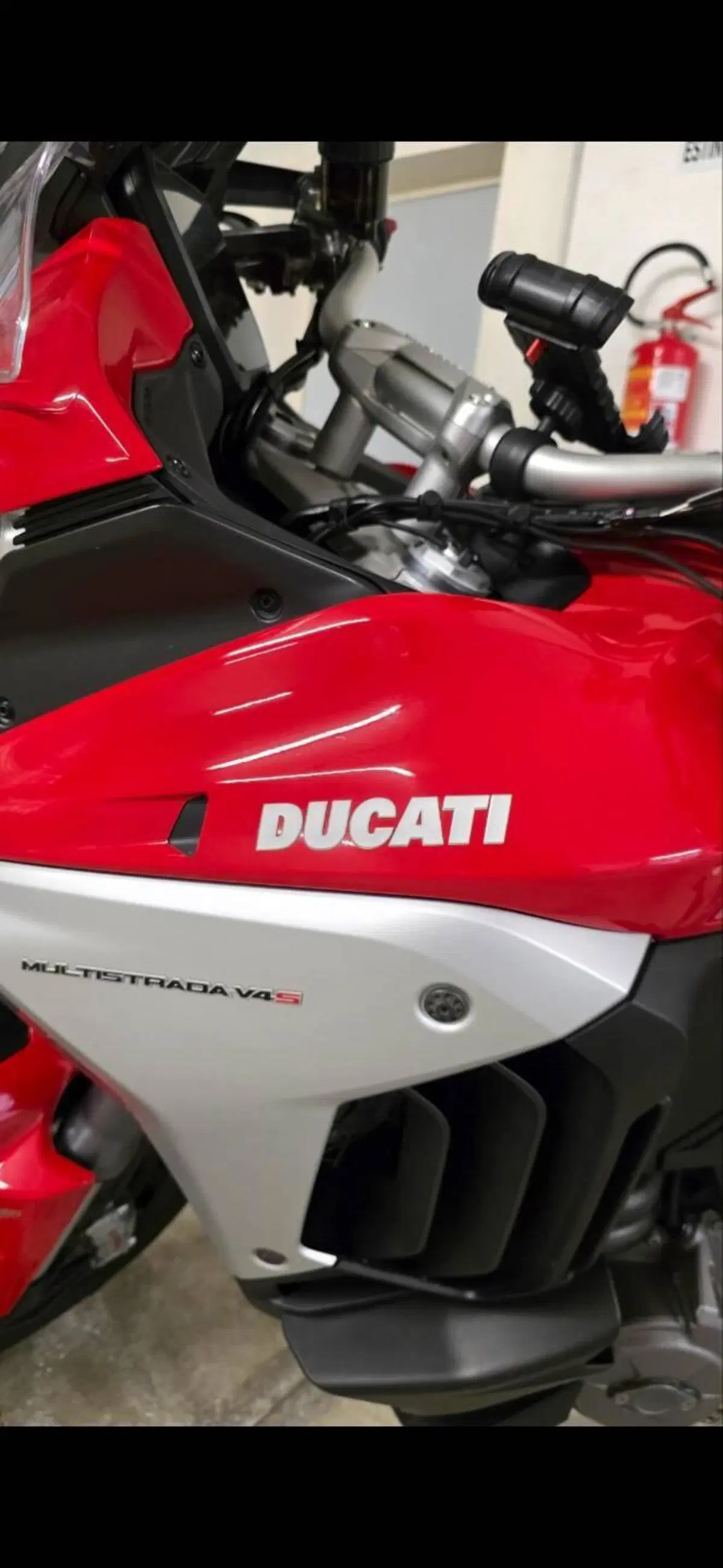 Ducati Multistrada V4 S (2021 - 24) (3)