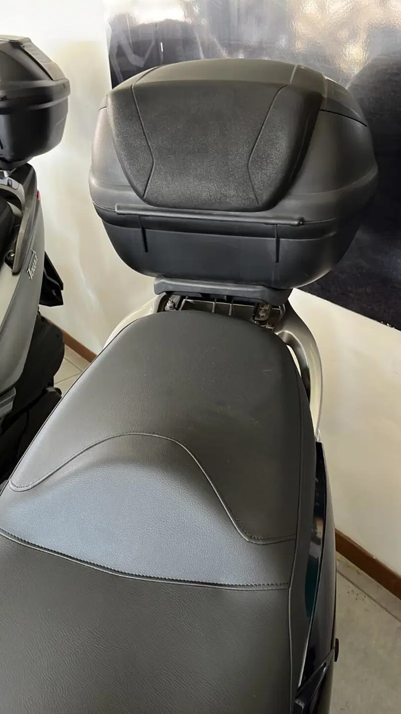 Aprilia Scarabeo 500 (2007 - 12) (4)