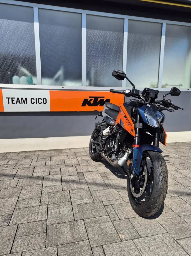 KTM 125 Duke (2024 - 25) (2)
